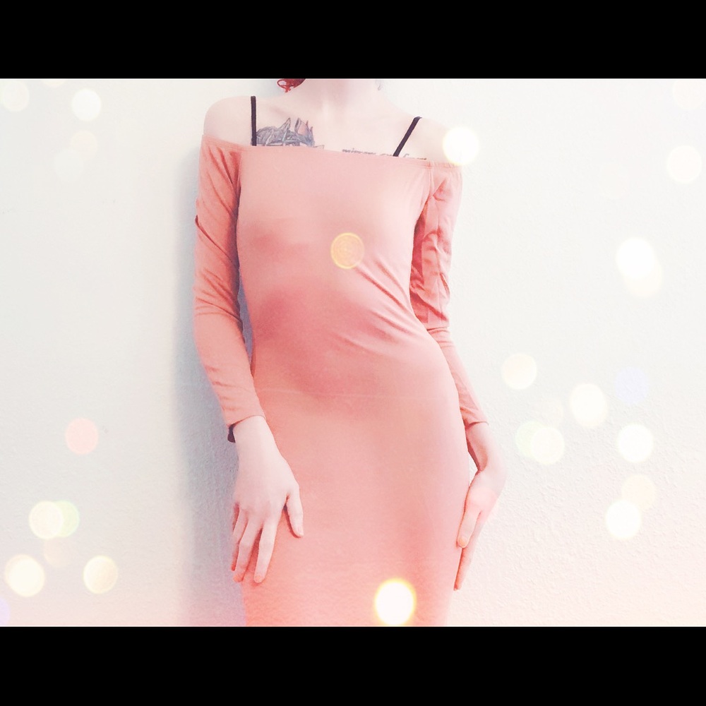 Sweetheart Pink Drop Shoulder Cocktail Dress 🌸